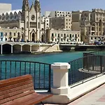 Idyllic Just Off The Promenade Apartman Sliema