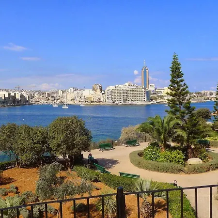 Idyllic Just Off The Promenade * Sliema